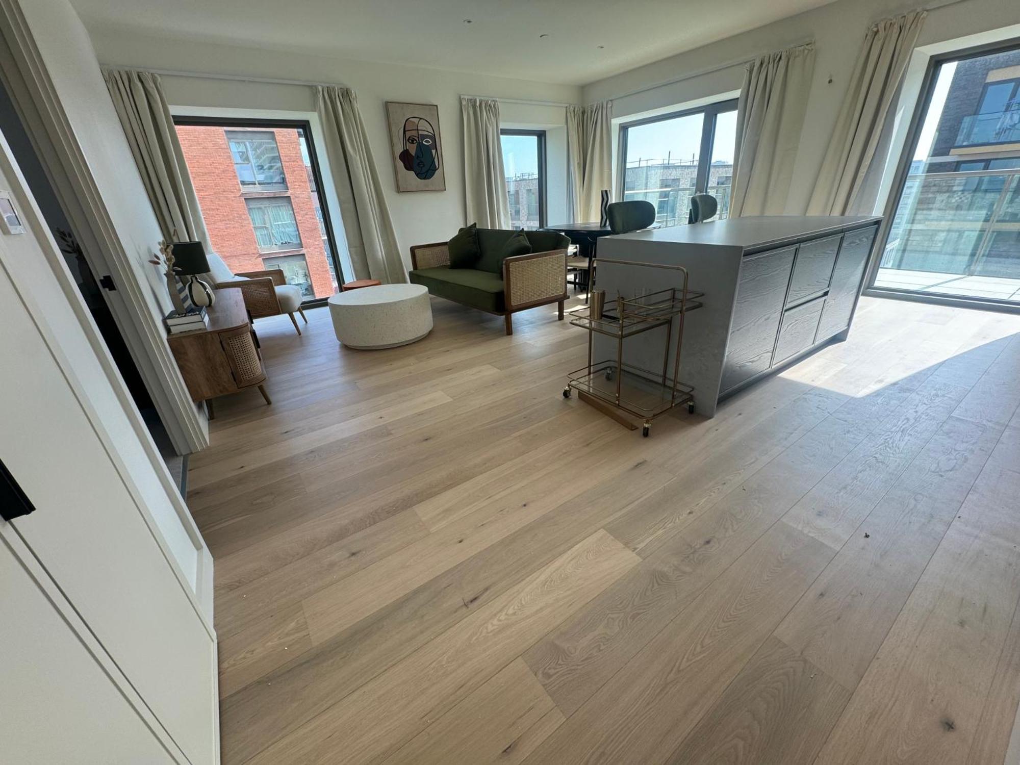 Waterside Near O2 Royal Dock With Parking And Ac Appartamento